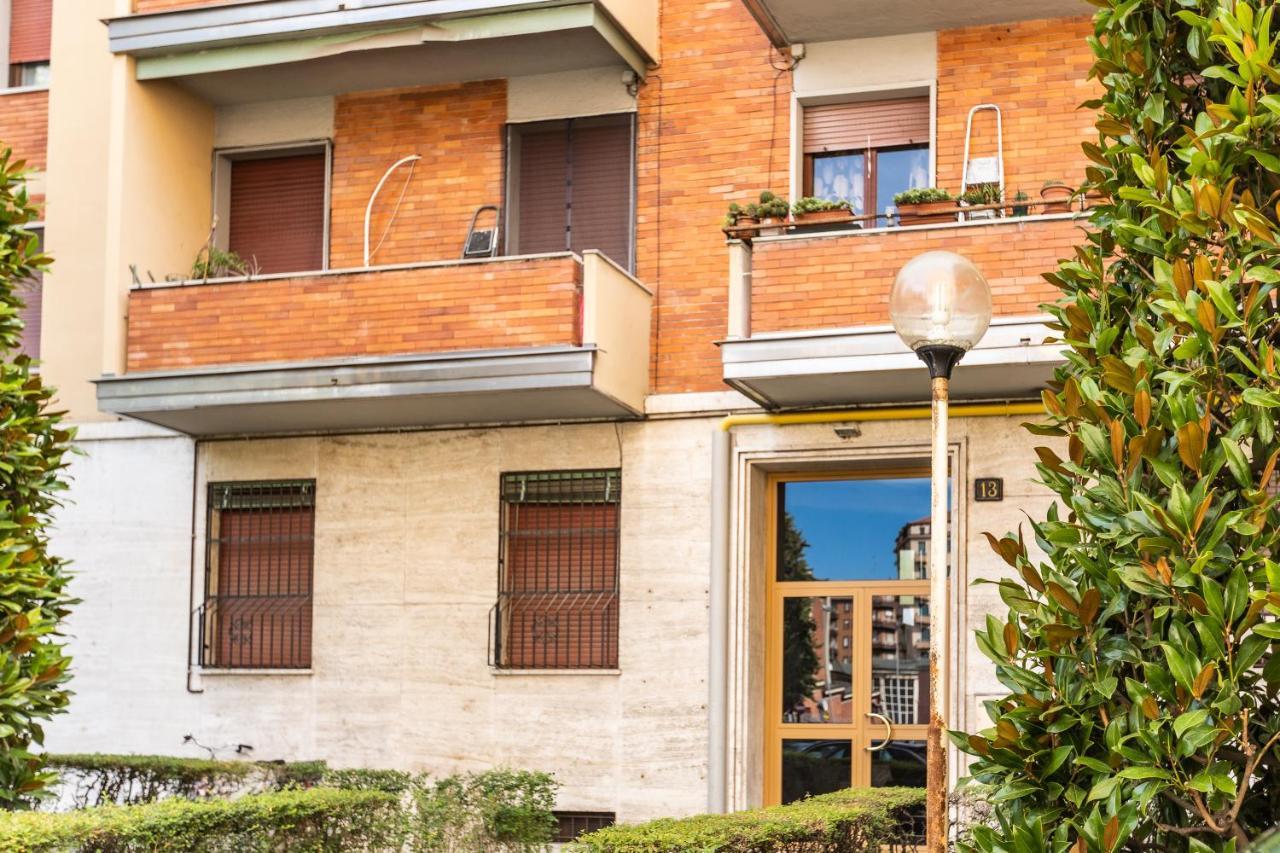 Rosselli 13 Milan Apartment מראה חיצוני תמונה